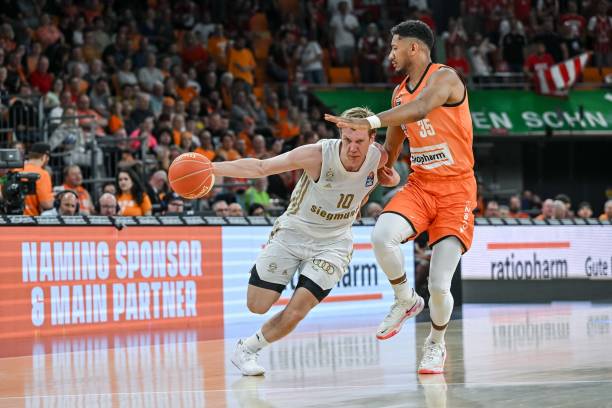 出精妙的助 出精妙的助